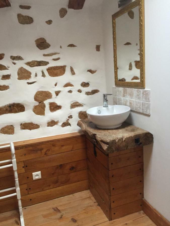 Chambres D'Hotes Des Forets Ecuras Екстериор снимка